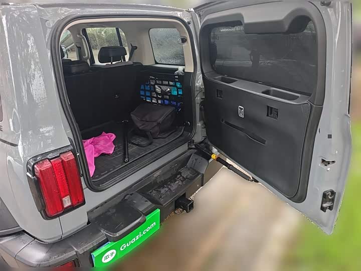 Фото 10 - Tank 300