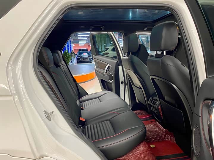 Фото 14 - Land Rover Discovery Sport