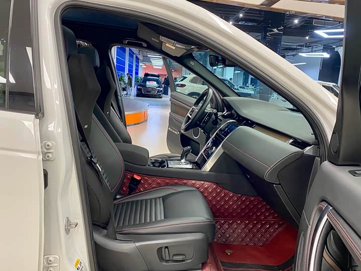 Фото 15 - Land Rover Discovery Sport