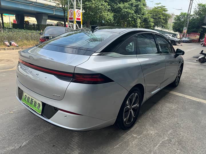 Фото 12 - XPeng P5