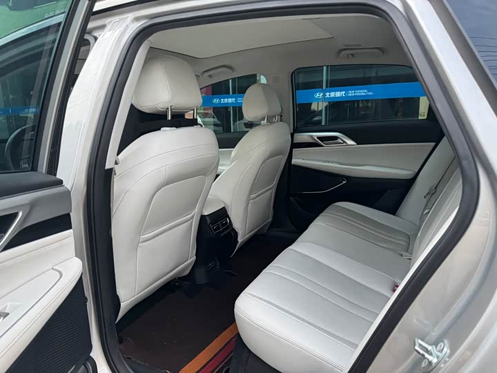 Фото 5 - XPeng P5