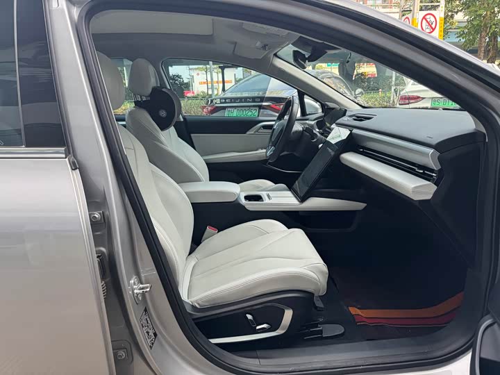 Фото 9 - XPeng P5