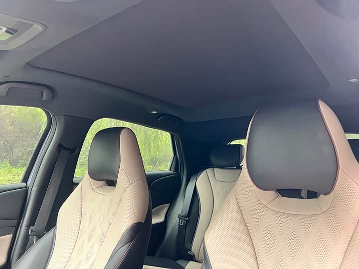 Фото 13 - BYD Dolphin