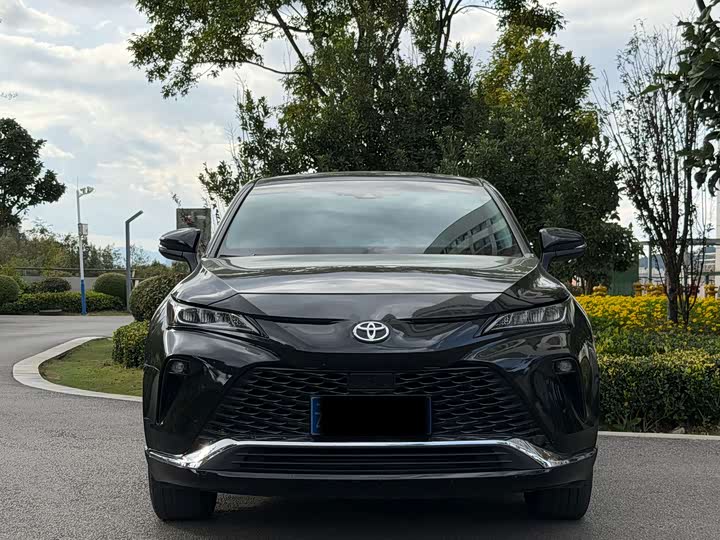 Фото 2 - Toyota Venza