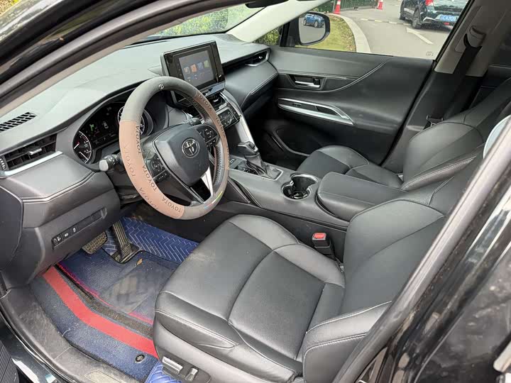 Фото 7 - Toyota Venza