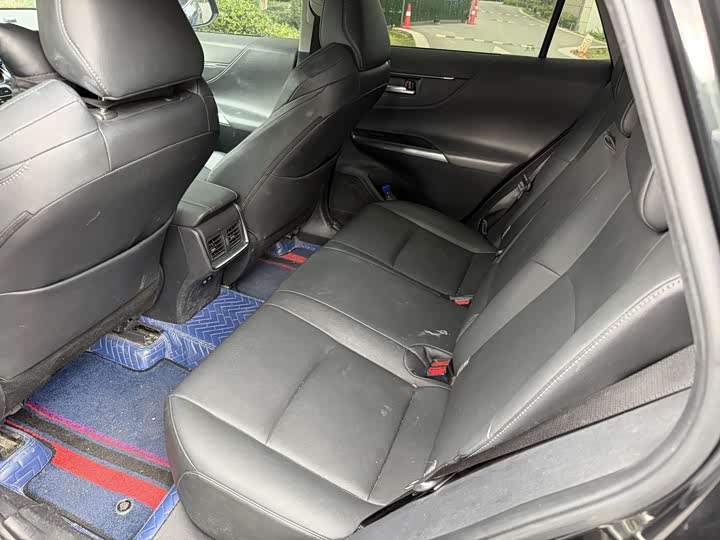 Фото 8 - Toyota Venza