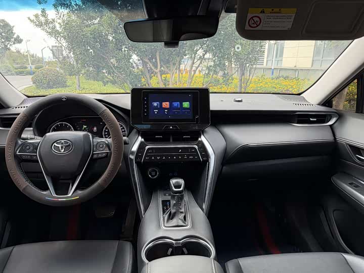 Фото 9 - Toyota Venza