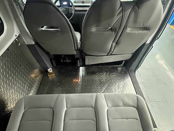 Фото 8 - Maxus Dana V1