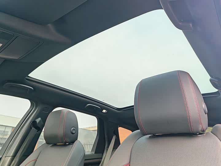 Фото 14 - Land Rover Discovery Sport