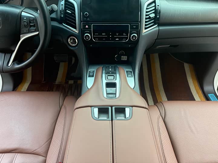 Фото 11 - Honda Avancier