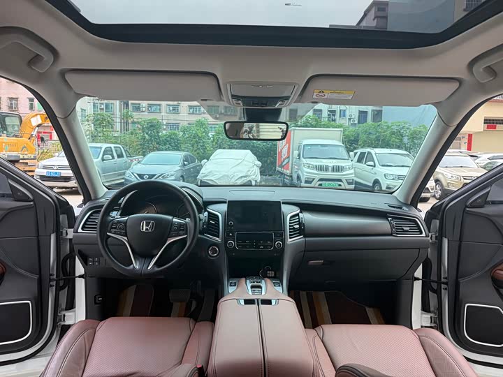 Фото 7 - Honda Avancier