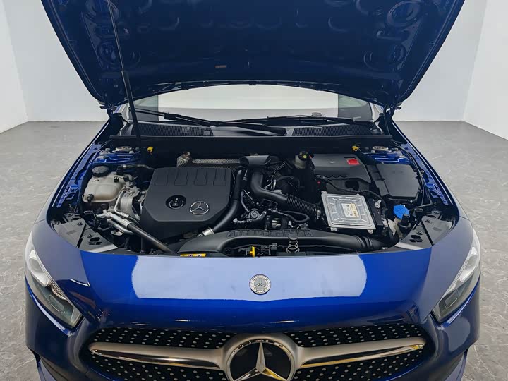 Фото 13 - Mercedes-Benz A-Class