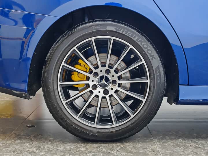 Фото 9 - Mercedes-Benz A-Class