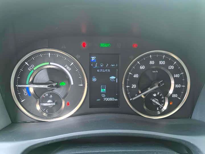 Фото 14 - Toyota Alphard