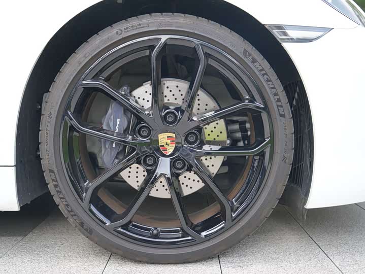 Фото 13 - Porsche 718