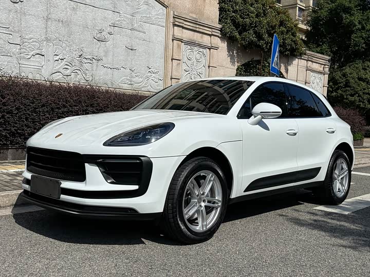 Фото 1 - Porsche Macan