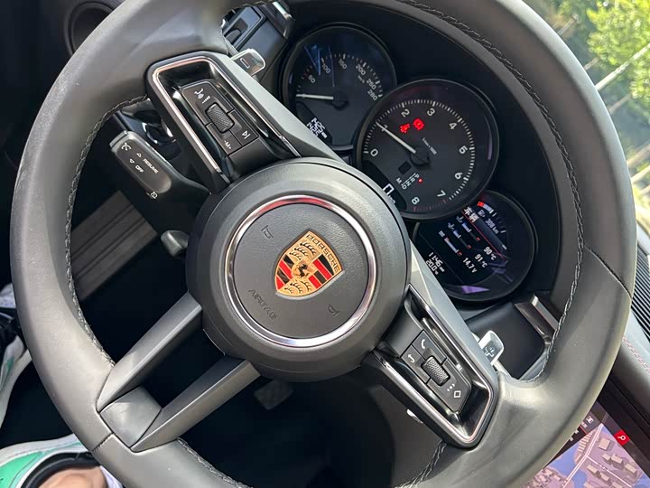 Фото 9 - Porsche Macan