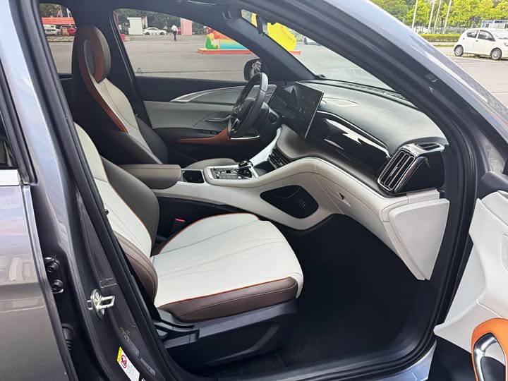 Фото 9 - BYD Song Pro Hybrid