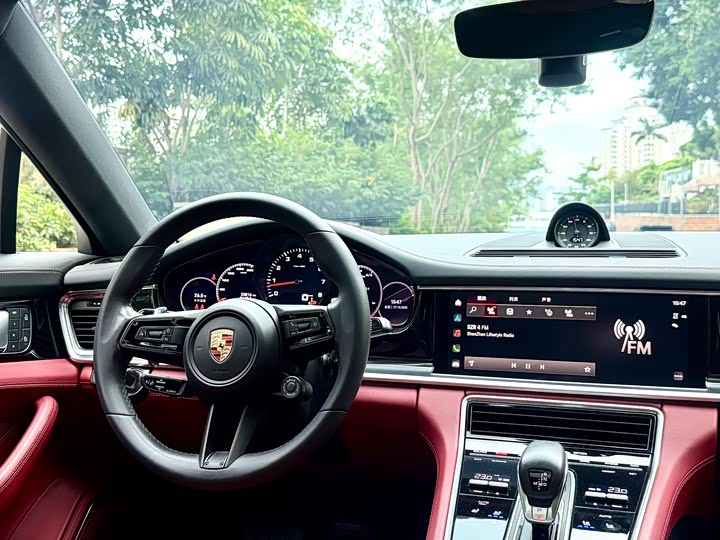 Фото 12 - Porsche Panamera