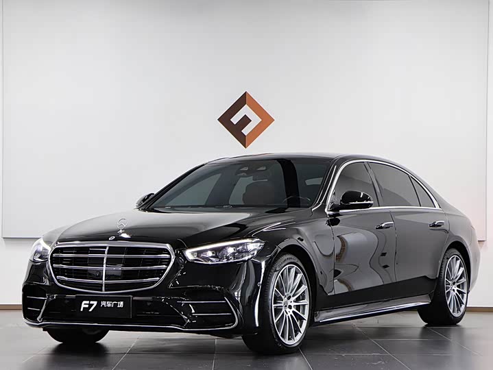 Фото 1 - Mercedes-Benz S-Class