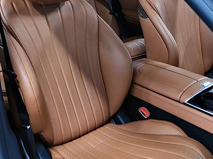 Фото 16 - Mercedes-Benz S-Class