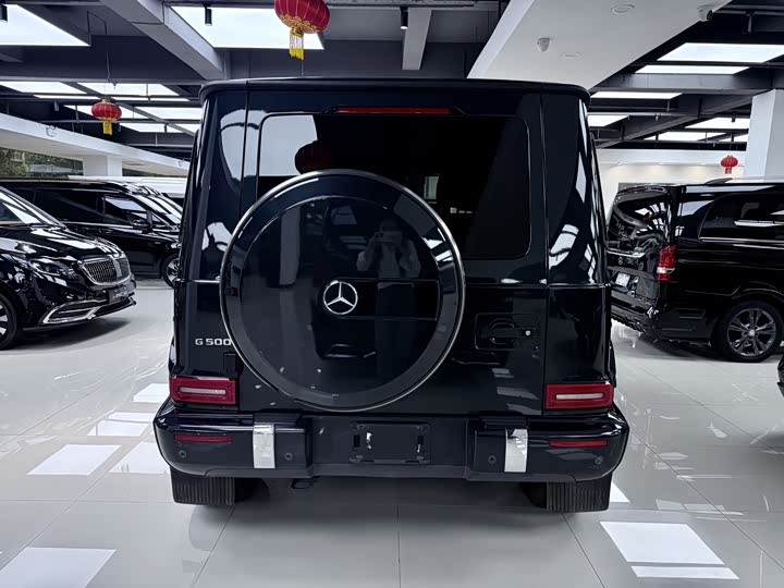 Фото 13 - Mercedes-Benz G-Class