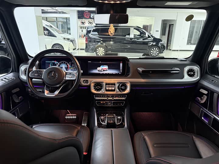 Фото 7 - Mercedes-Benz G-Class