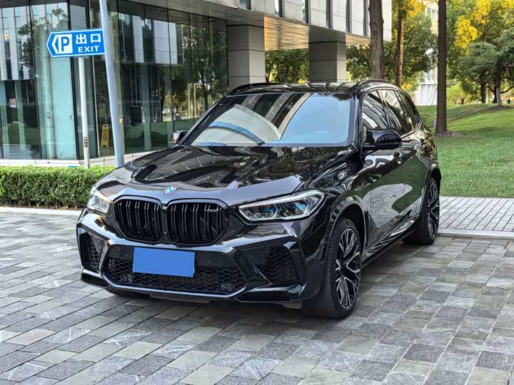 Фото 1 - BMW X5 M