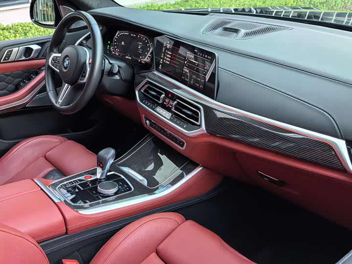 Фото 12 - BMW X5 M