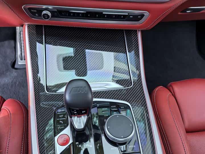 Фото 24 - BMW X5 M