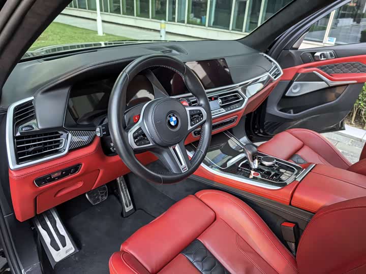 Фото 29 - BMW X5 M