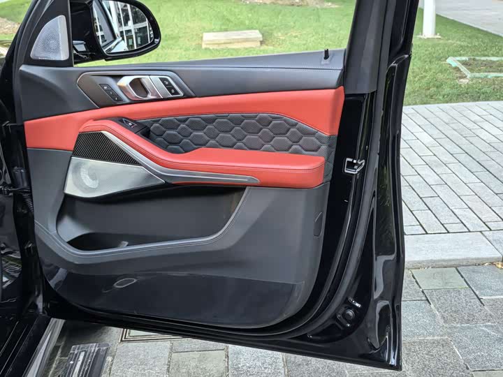 Фото 47 - BMW X5 M