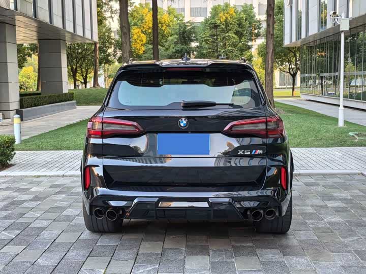 Фото 49 - BMW X5 M