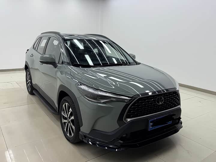 Фото 2 - Toyota Corolla Cross