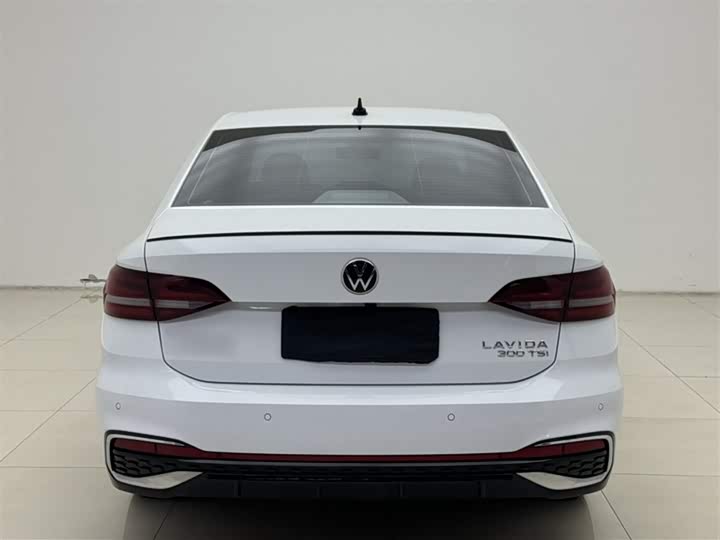 Фото 8 - Volkswagen Lavida