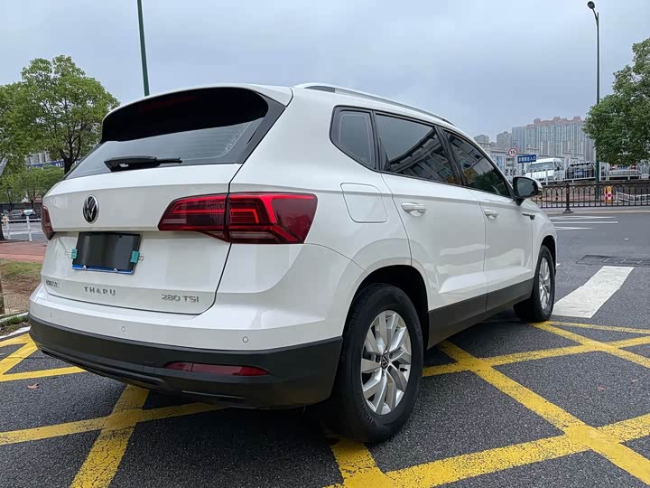 Фото 3 - Volkswagen Tharu