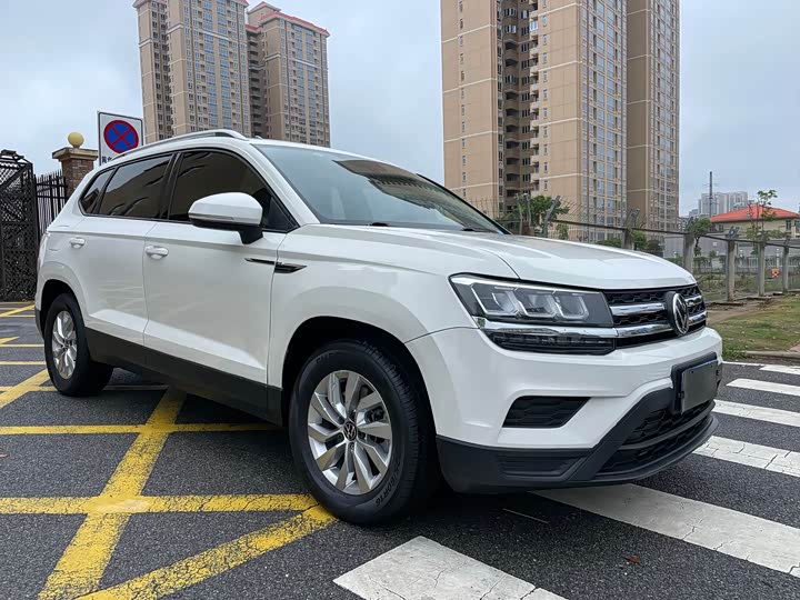 Фото 6 - Volkswagen Tharu