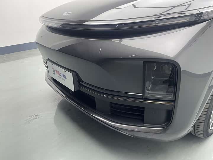 Фото 12 - LiXiang L9