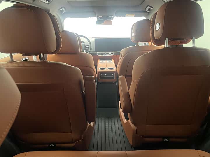 Фото 20 - LiXiang L9