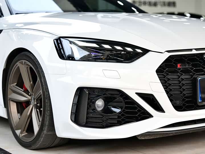 Фото 16 - Audi RS 5