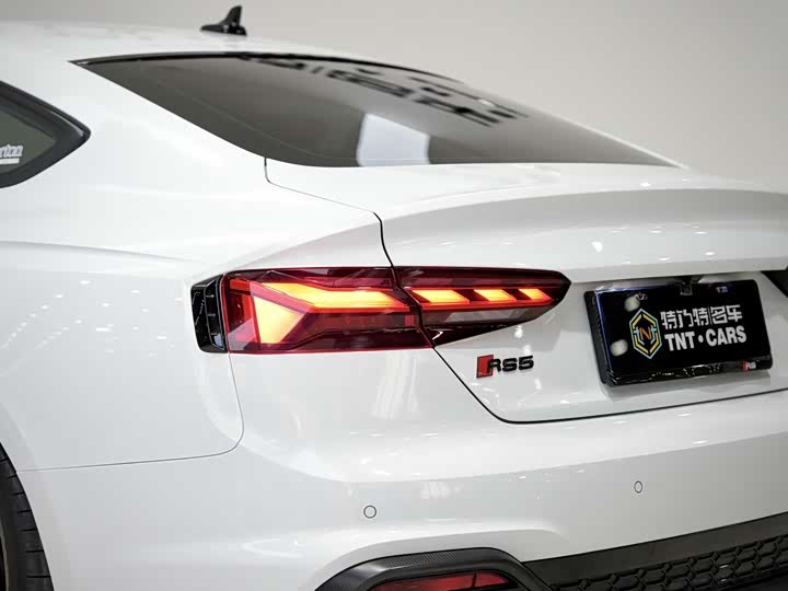 Фото 21 - Audi RS 5