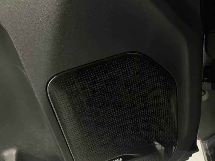 Фото 14 - Zeekr 009