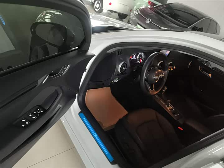 Фото 16 - Audi A3