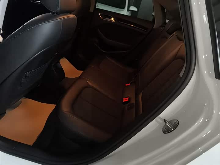 Фото 17 - Audi A3