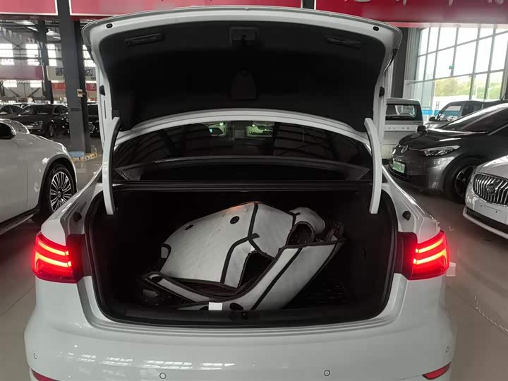 Фото 19 - Audi A3