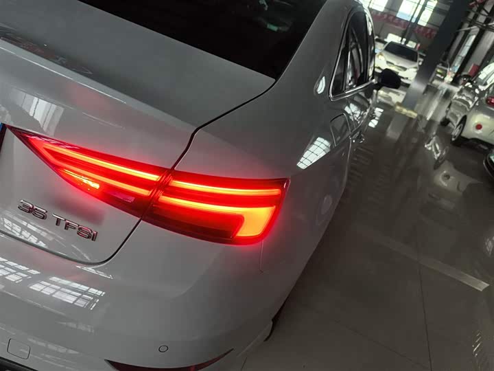 Фото 8 - Audi A3