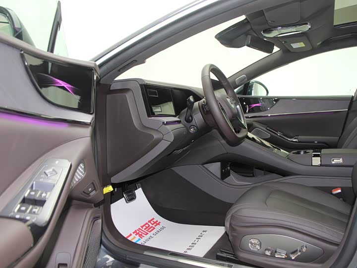 Фото 8 - Denza Z9