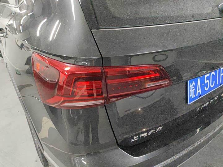 Фото 11 - Volkswagen Tharu