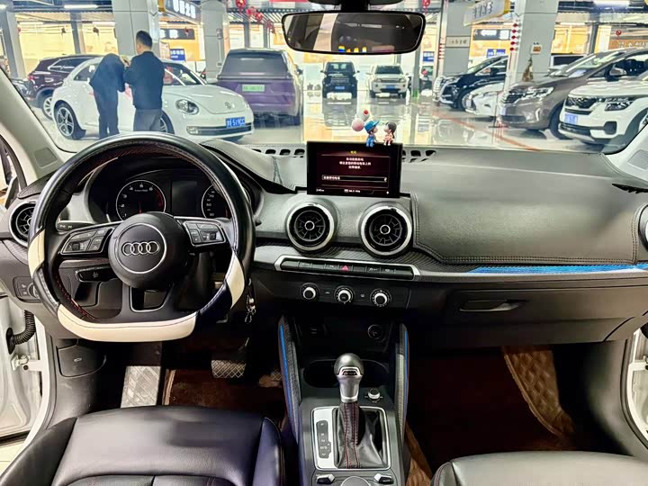 Фото 4 - Audi Q2L