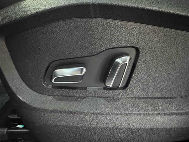 Фото 13 - Chery Tiggo 8 Pro Hybrid